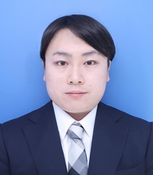 大学名：愛知淑徳大学
出身地：愛知県
ニックネーム：たけのしろ
趣味・特技：散歩したり絵描いたり絵見たりするのが好きです。
スニーカーも好きです。



入社に向けて一言！：何事に対してもくじけず真摯に取り組みます！